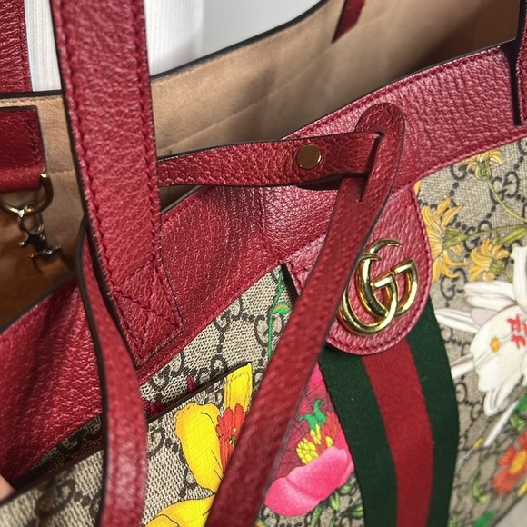 GG Supreme Monogram Flora Web Large Ophidia Red Leather Tote w/Pouch and Divider - Picture 7 of 16